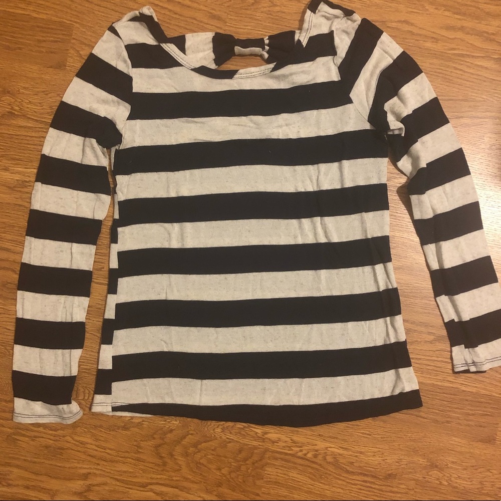 Navy/beige stripped sweater. Size S.